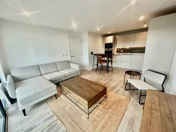 2 Bedroom Apartment To Rent In Goodwin Building, Potato Wharf, M3