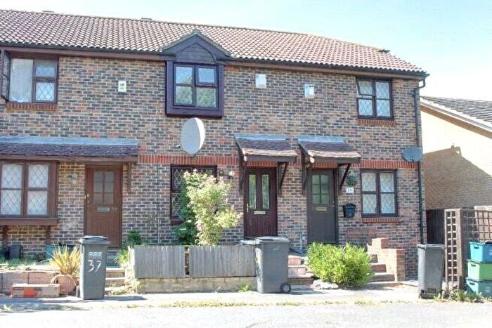 2 Bedroom Terraced House To Rent In Chancellor Gardens, South Croydon, CR2