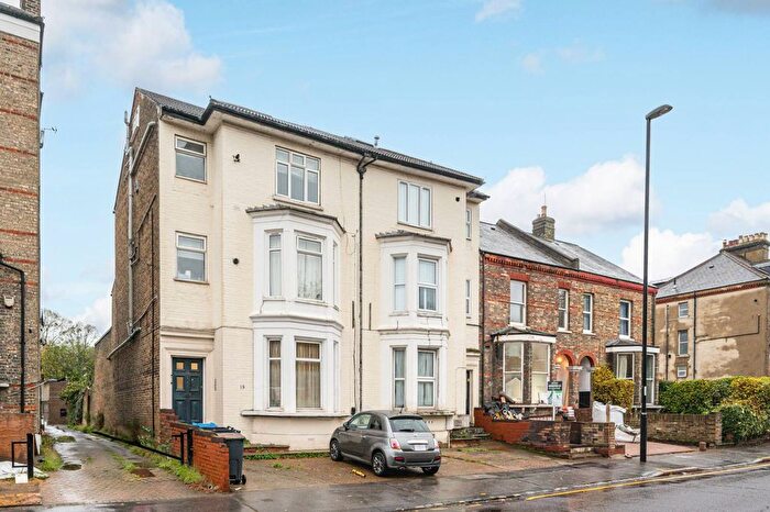 1 Bedroom Maisonette To Rent In St Peters Road, South Croydon, Croydon, CR0