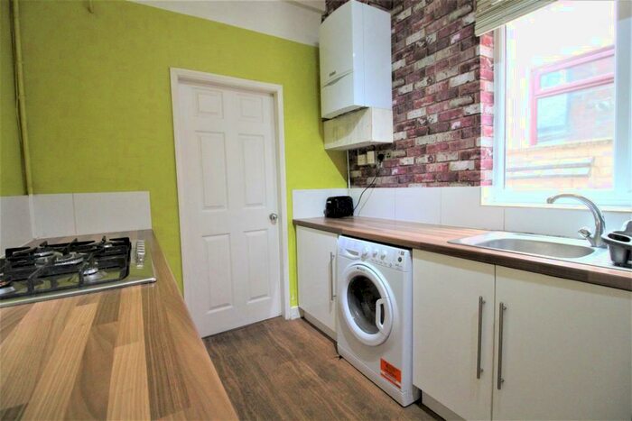 4 Bedroom House To Rent In Vaughan Street, Off Tudor Road, Leicester, LE3