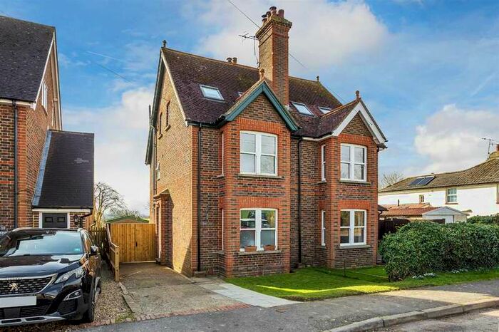 4 Bedroom Semi-Detached House For Sale In Park View, Crowhurst Lane, Crowhurst Lane End, RH8