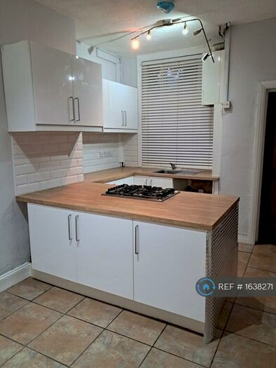 2 Bedroom Terraced House To Rent In Belgrave Road, Manchester, M40