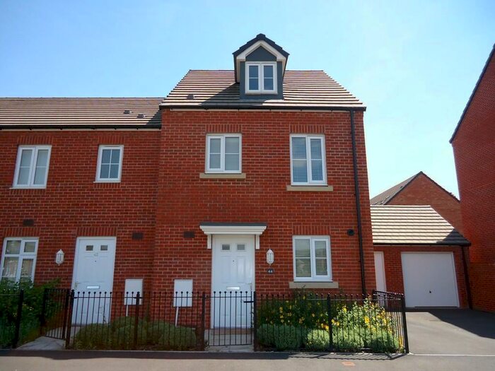 3 Bedroom Semi-Detached House To Rent In Arudur Hen, Radyr, CF15