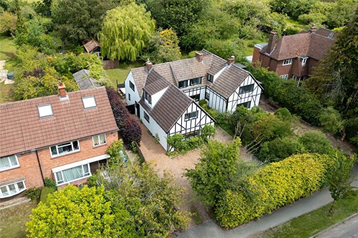 4 Bedroom Semi-Detached House For Sale In Queen Ediths Way, Cambridge, Cambridgeshire, CB1