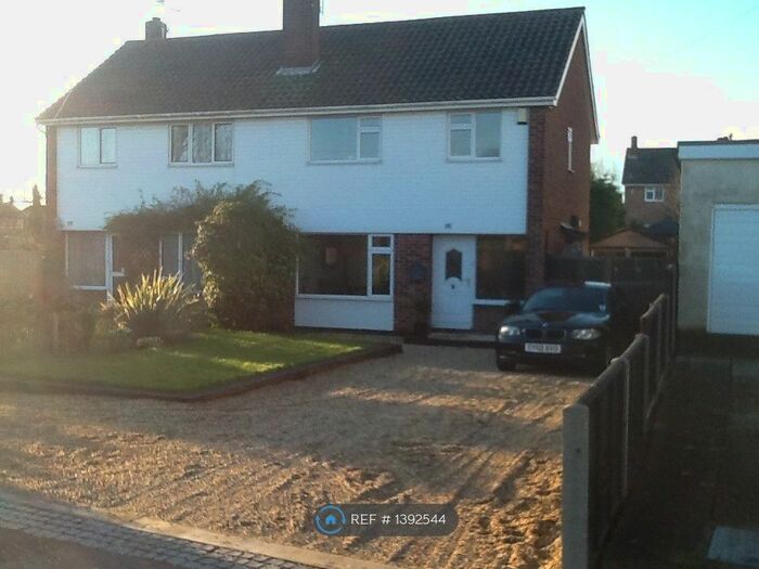 3 Bedroom Semi-Detached House To Rent In Sheering Lower Road, Sawbridgeworth, CM21