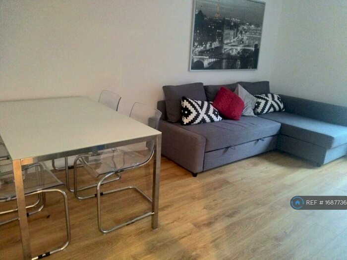 1 Bedroom Flat To Rent In West Lee, Cardiff, CF11