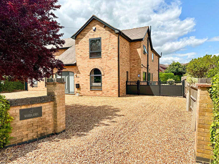 5 Bedroom Detached House For Sale In Holme Lane, Holme, PE7