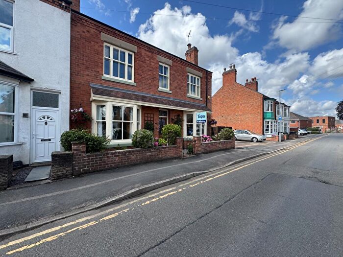 3 Bedroom Semi-Detached House For Sale In Wellington Street, Leicester, LE7