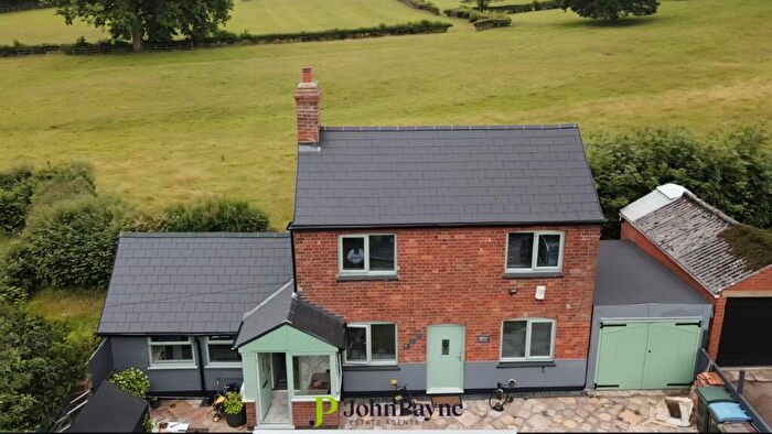 2 Bedroom Detached House For Sale In Wall Hill Road, Allesley, Coventry, CV5