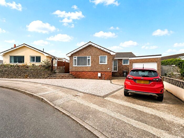 2 Bedroom Detached Bungalow For Sale In Northfields Lane, Brixham, Devon, TQ5