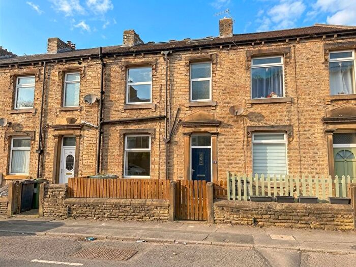 5 Bedroom Terraced House For Sale In Manchester Road, Linthwaite, Huddersfield, HD7