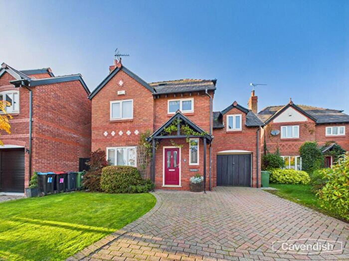 3 Bedroom Detached House For Sale In Wrexham Road, Pulford, Chester, CH4