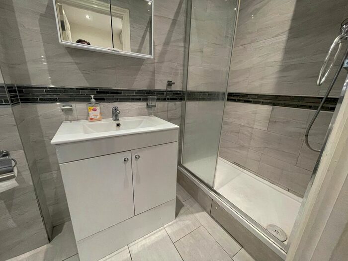 Studio To Rent In Eastern Avenue, Ilford, IG4