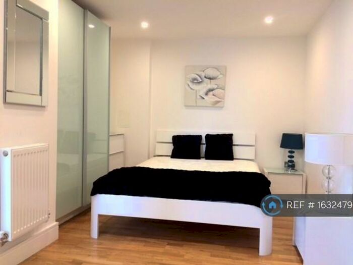 1 Bedroom Flat To Rent In Millbank Lane, London, SE8