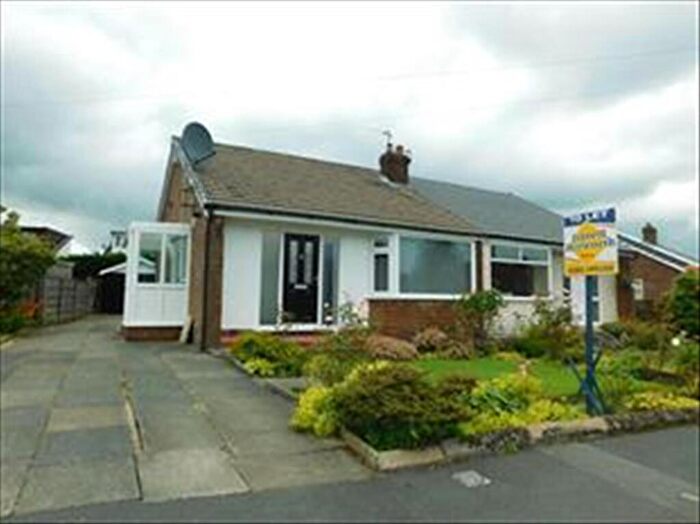 2 Bedroom Bungalow To Rent In Whitegate Drive, Bolton, BL1