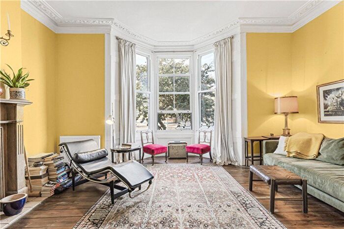 1 Bedroom Flat To Rent In St. Mark's Rise, London, E8