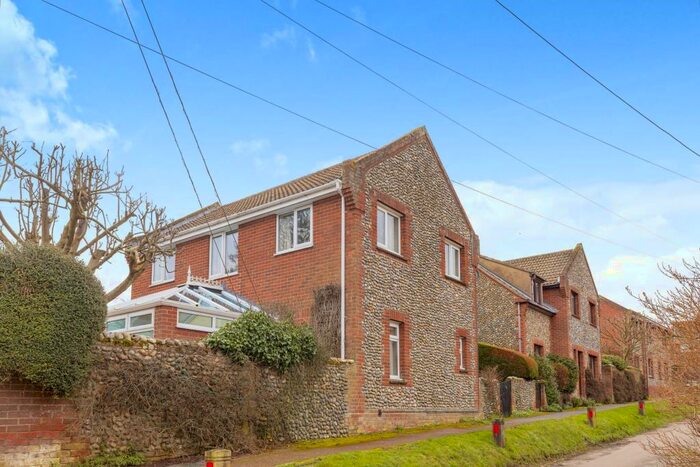 3 Bedroom Detached House For Sale In Cross Street, Salthouse, Holt, Norfolk, NR25