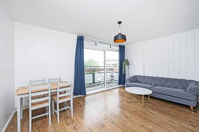 1 Bedroom Flat To Rent In Gascoigne Place, , Shoreditch, London, E2