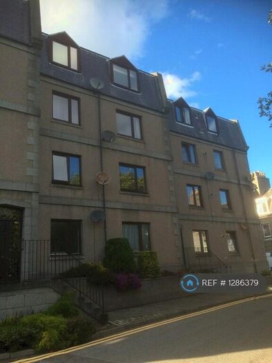 2 Bedroom Flat To Rent In Richmond Walk, Aberdeen, AB25