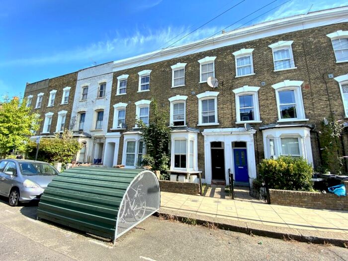 2 Bedroom Flat To Rent In Clonbrock Road, Stoke Newington, N16