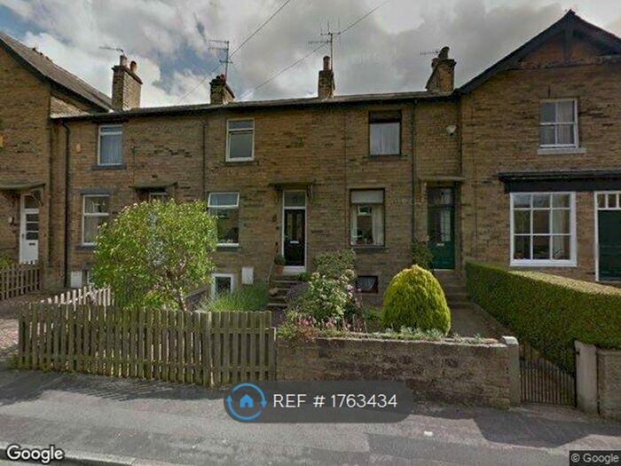 2 Bedroom Terraced House To Rent In Ash Grove, Ilkley, LS29
