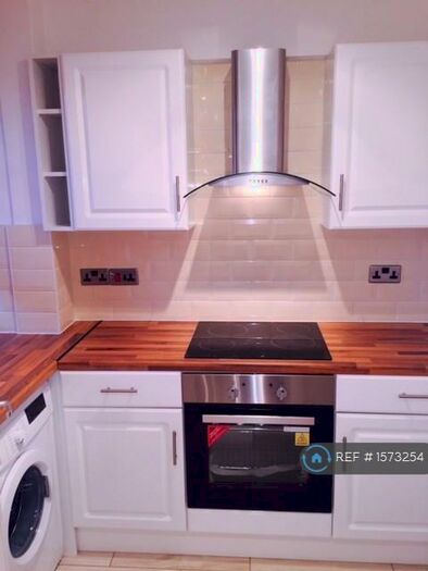 Studio To Rent In Harrington Court, Croydon, CR0