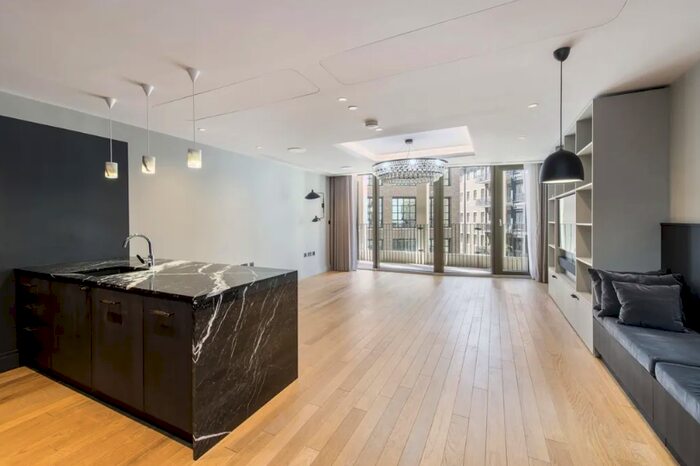 3 Bedroom Flat For Sale In Cleland House, John Islip Street, Westminster, London, SW1P