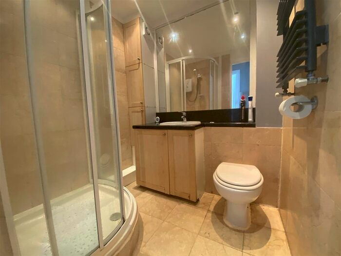 1 Bedroom Flat To Rent In , Alexander Court, Cheshunt, Herts, EN8