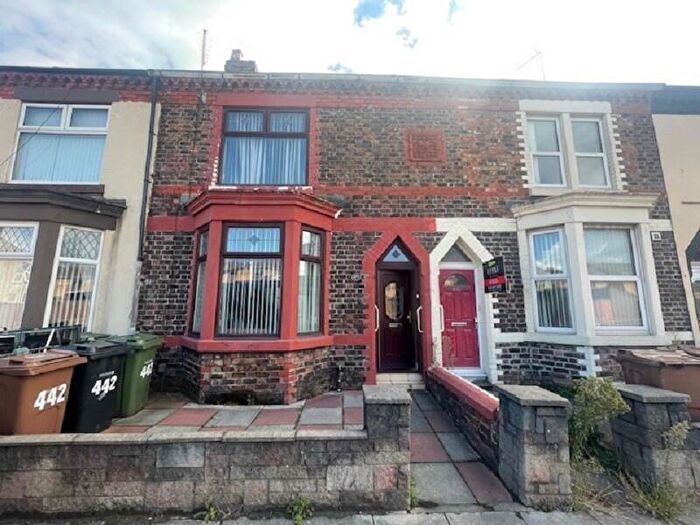 3 Bedroom Terraced House For Sale In Hawthorne Road, Bootle, Merseyside., L20