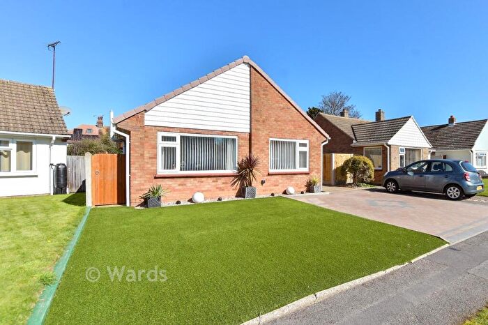 3 Bedroom Detached Bungalow For Sale In Cherry Gardens, Herne Bay, Kent, CT6
