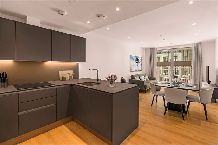 1 Bedroom Flat To Rent In Nine Elms Lane, London, SW11
