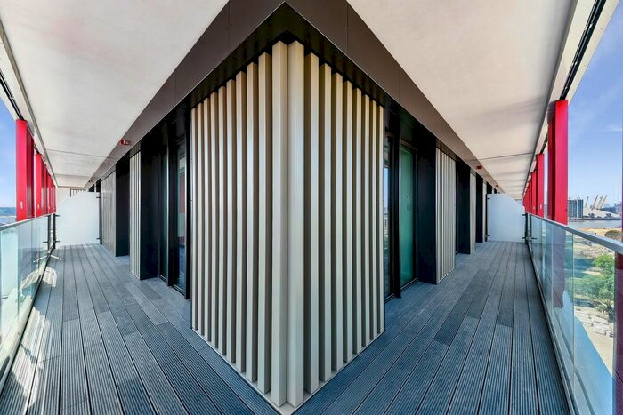 2 Bedroom Flat To Rent In Marco Polo Tower, Royal Wharf, London, E16