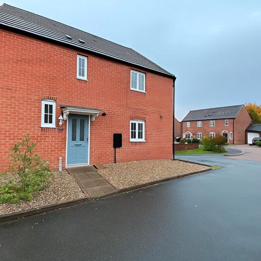 3 Bedroom Property To Rent In Primrose Way, Kidderminster, DY10