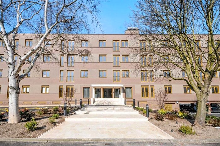 Studio For Sale In London Road, Cheam, Sutton, SM3