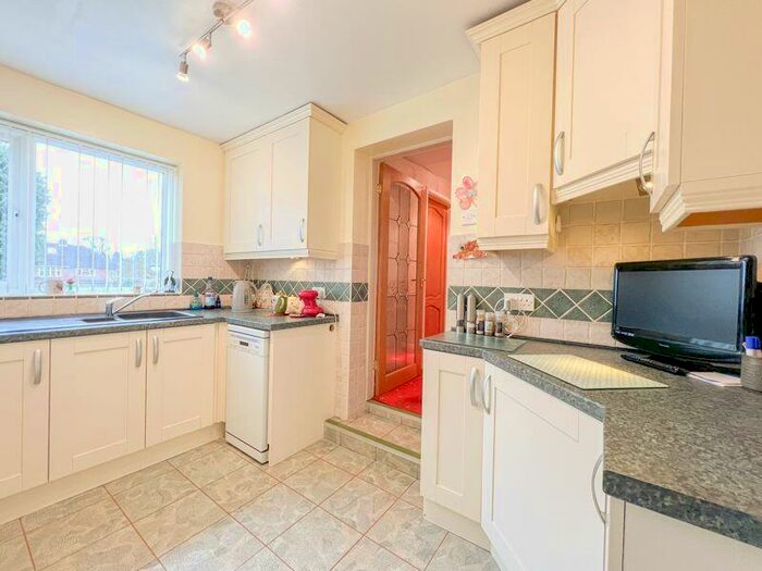 4 Bedroom Semi-Detached House For Sale In Mayland Drive, Streetly, Sutton Coldfield, B74