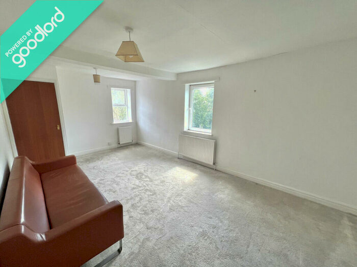 Studio To Rent In Range Road, Manchester, M16