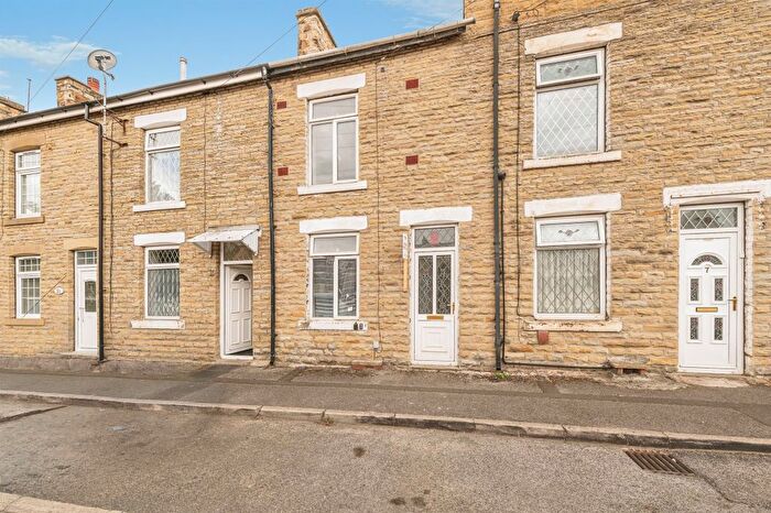 3 Bedroom Terraced House For Sale In Hodgson Terrace, Dewsbury, WF12