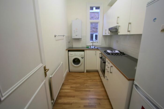 1 Bedroom Flat To Rent In Stanthorpe Road, Streatham, SW16