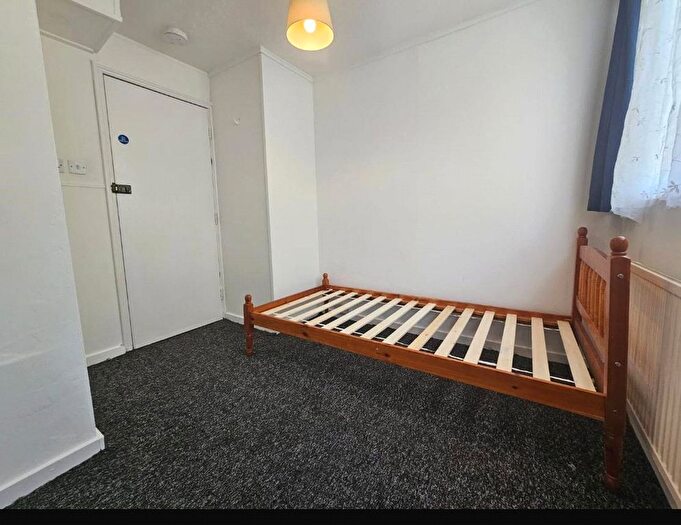 1 Bedroom Property To Rent In Lower Meadow, Harlow, Essex, CM18