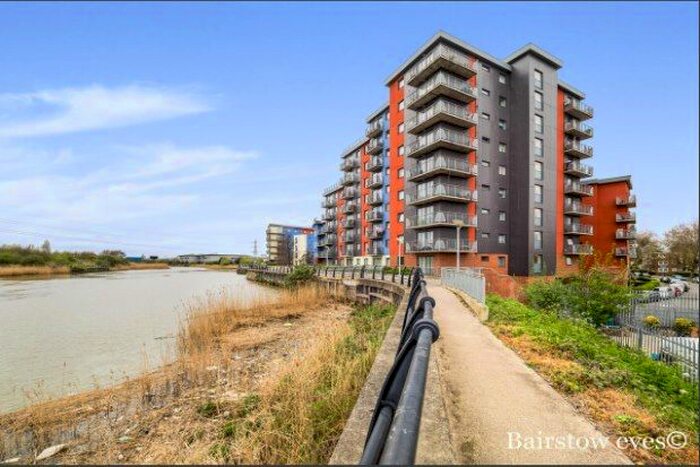 1 Bedroom Flat To Rent In Spring Place, Barking, IG11