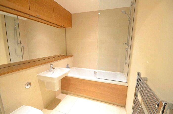 2 Bedroom Apartment To Rent In St Georges Island, Kelso Place, Manchester City Centre, M15