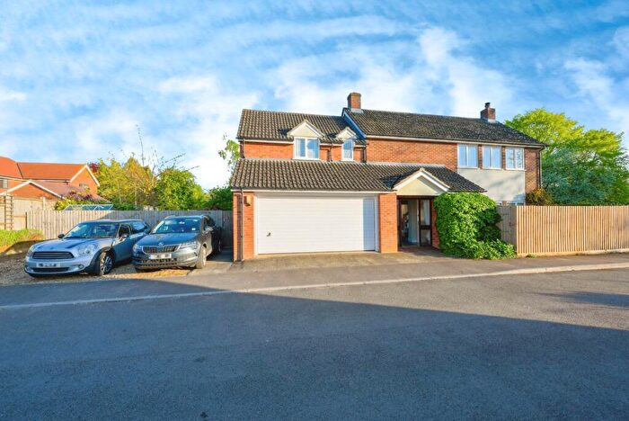 5 Bedroom Detached House For Sale In The Moor, Royston, Cambridgeshire, SG8