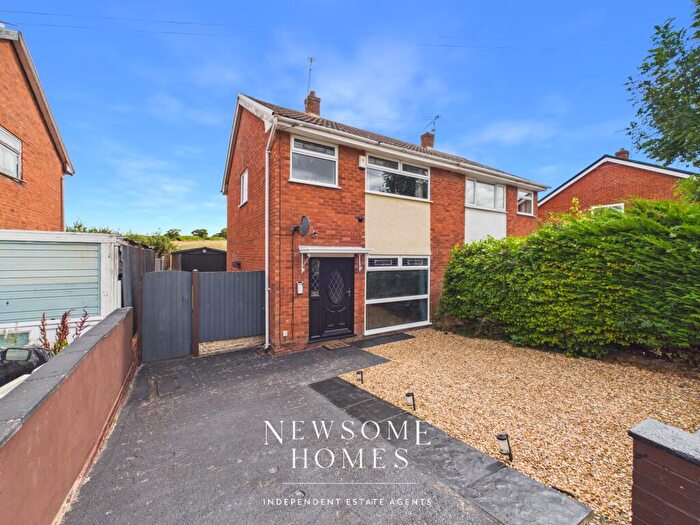 3 Bedroom Semi-Detached House For Sale In Nant Eos, Holway, Flintshire, CH8