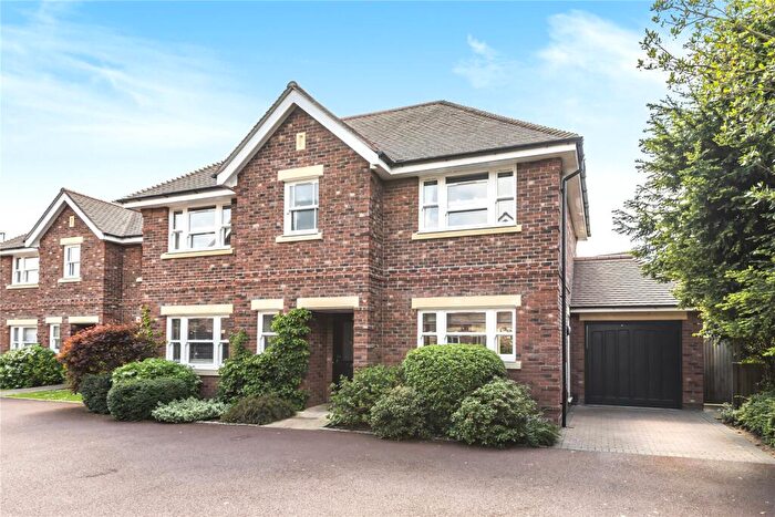 4 Bedroom Detached House To Rent In Old Rectory Gardens, Cobham, KT11