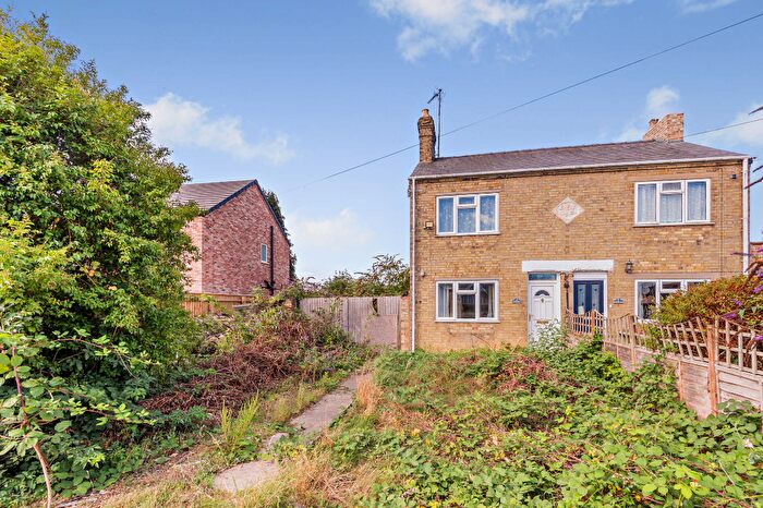 3 Bedroom Semi-Detached House For Sale In Halfpenny Lane, Wisbech, PE13