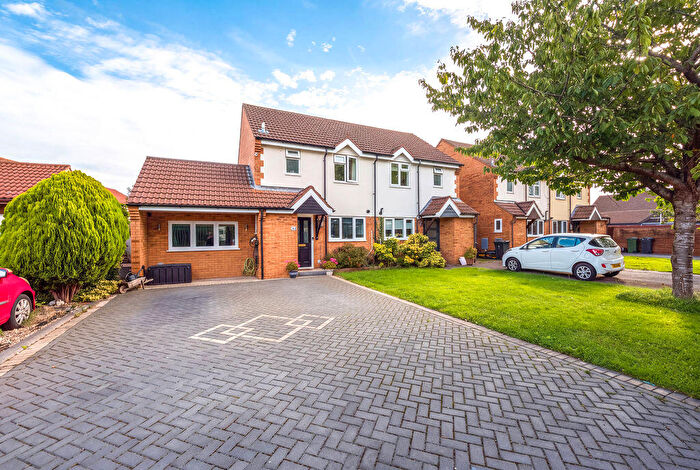 4 Bedroom Semi-Detached House For Sale In Rawlins Avenue, North Worle - Quality Home, BS22
