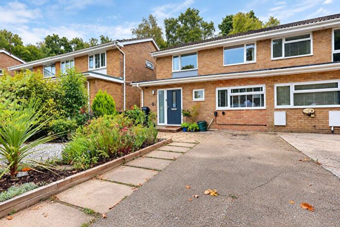 3 Bedroom Semi Detached House For Sale In Lordswood, Southampton, SO16