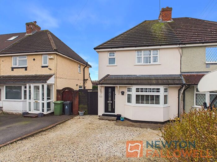 3 Bedroom Semi Detached House For Sale In Allens Lane, Walsall, WS3