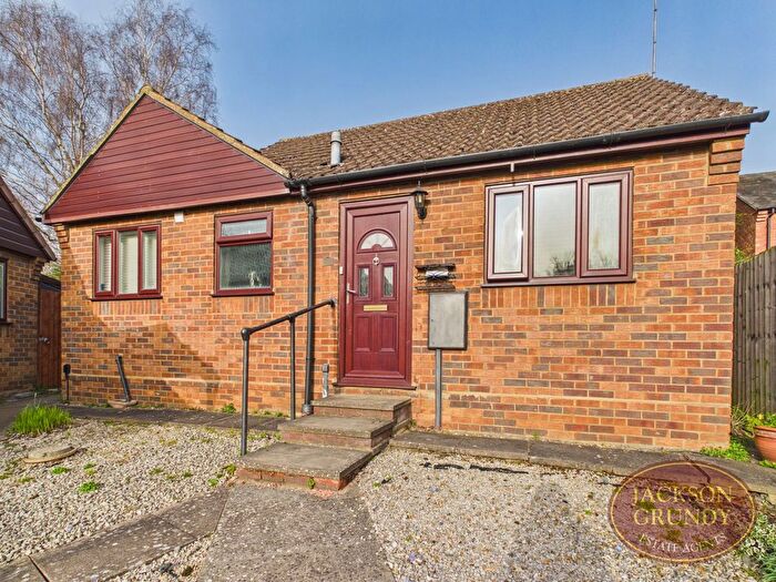 2 Bedroom Detached Bungalow For Sale In Holmleigh Close, Duston, NN5