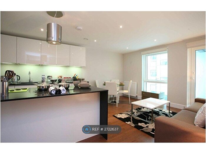 1 Bedroom Flat To Rent In Whitechapel High Street, London, E1